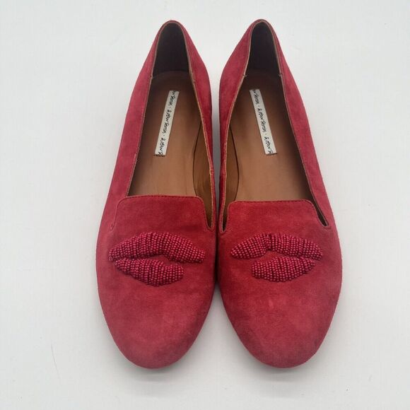 Red Suede Flats with Lip Embroidery‎ from & Other Stories Women's Size 40 - Picture 1 of 16